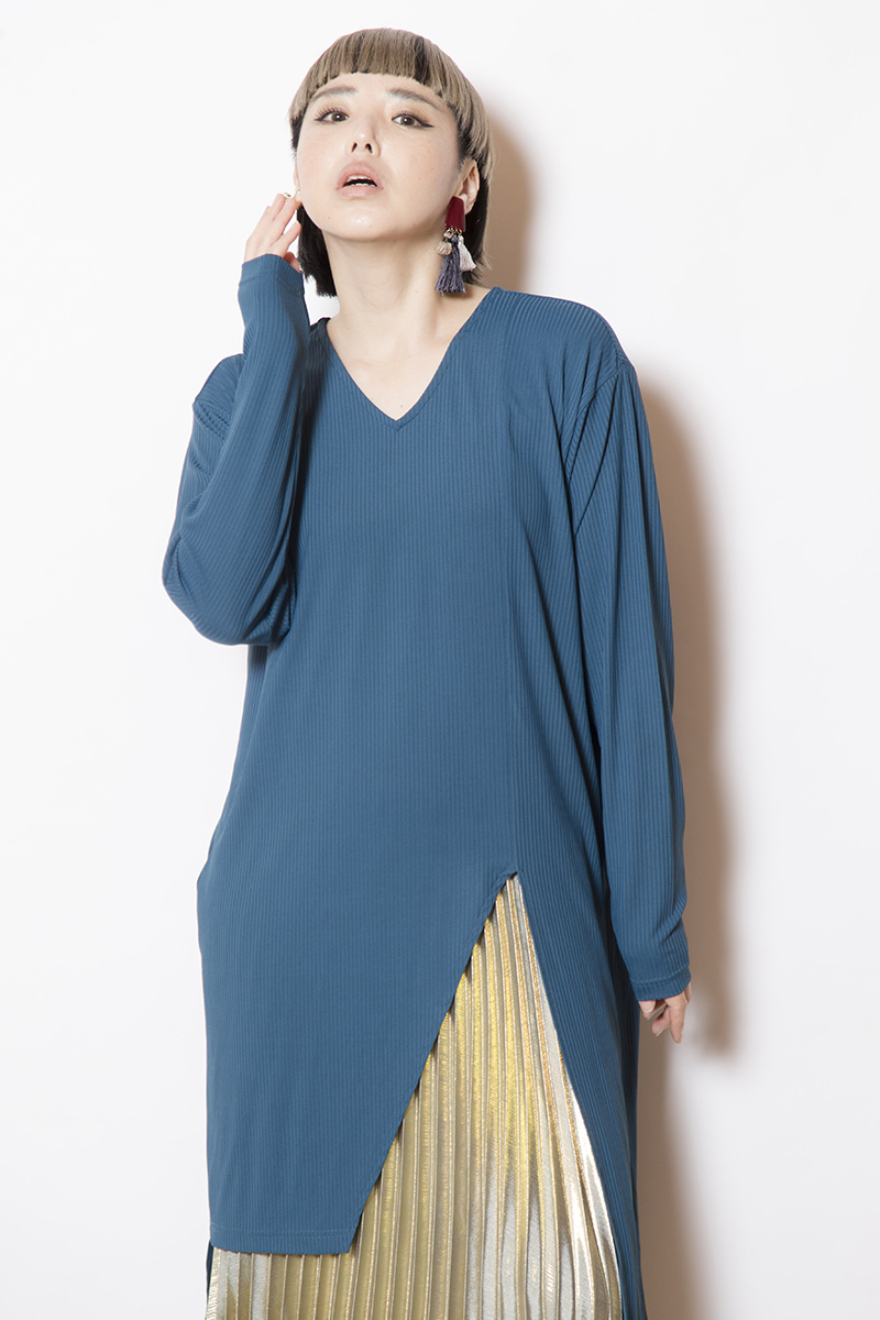 Ｖネックロングプルオーバー